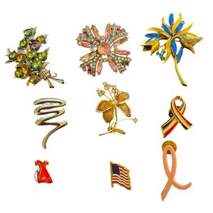Lot Of 9 Multicolor Rhinestone Brooches Pins Bow‎ Leaf Brooch Pin Bundle